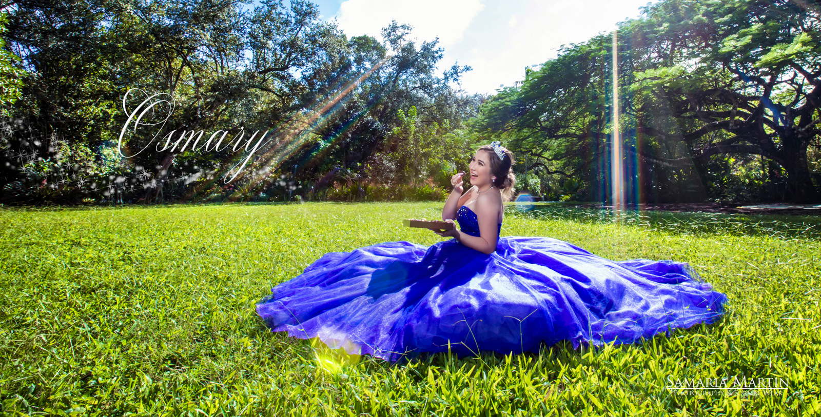 Quinceanera with flowers, quinceanera photoshoot in the forest, sweet 15, 15 photoshoot with flowers, best Tampa photographer, Samaria Martin