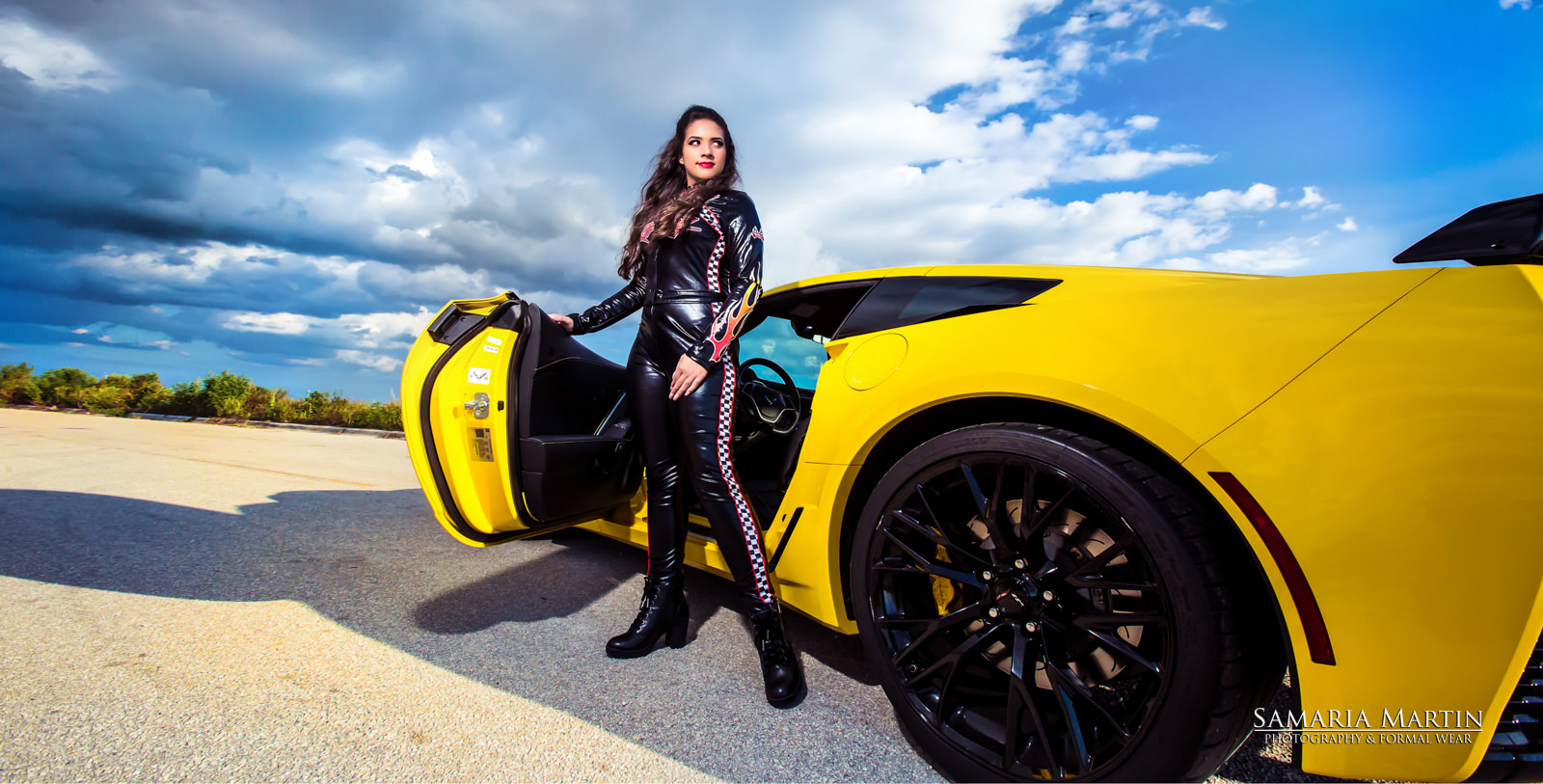 original quinceañera photos, corvette photoshoot, red quinceanera morilee dresses, samaria martin, mejores fotos de quinceaneras en tampa1