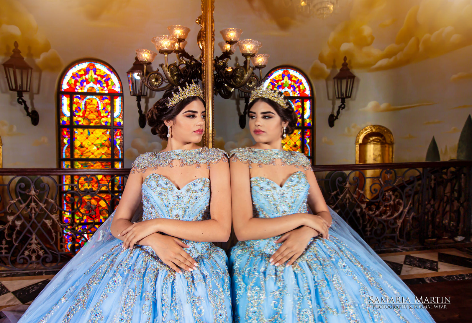 Quince Photography, mejores sesiones de fotos para quinceaneras en Miami, blue quinceanera dresses, quinceanera in photoshoot, Samaria Martin 2